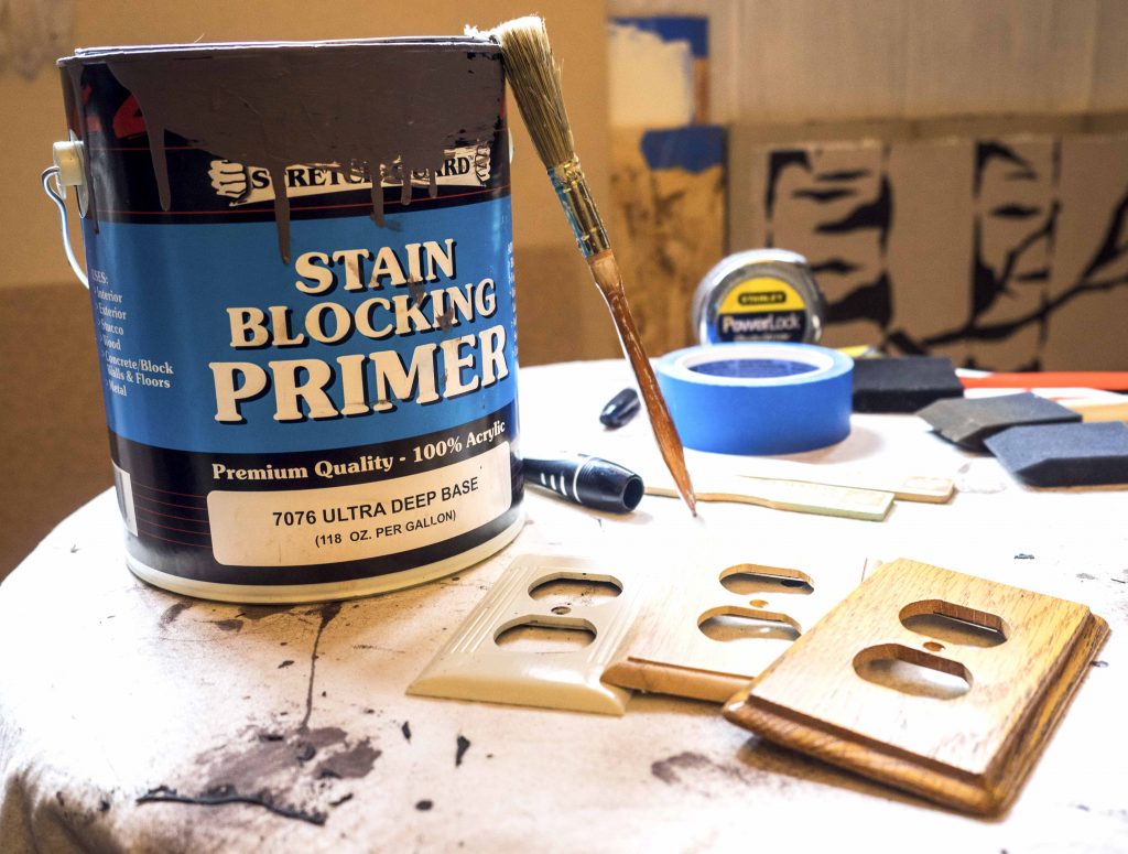 Spray Paint Outlet Covers Save Money With An Easy DIY Project