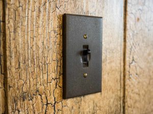 spray paint outlet covers light switches